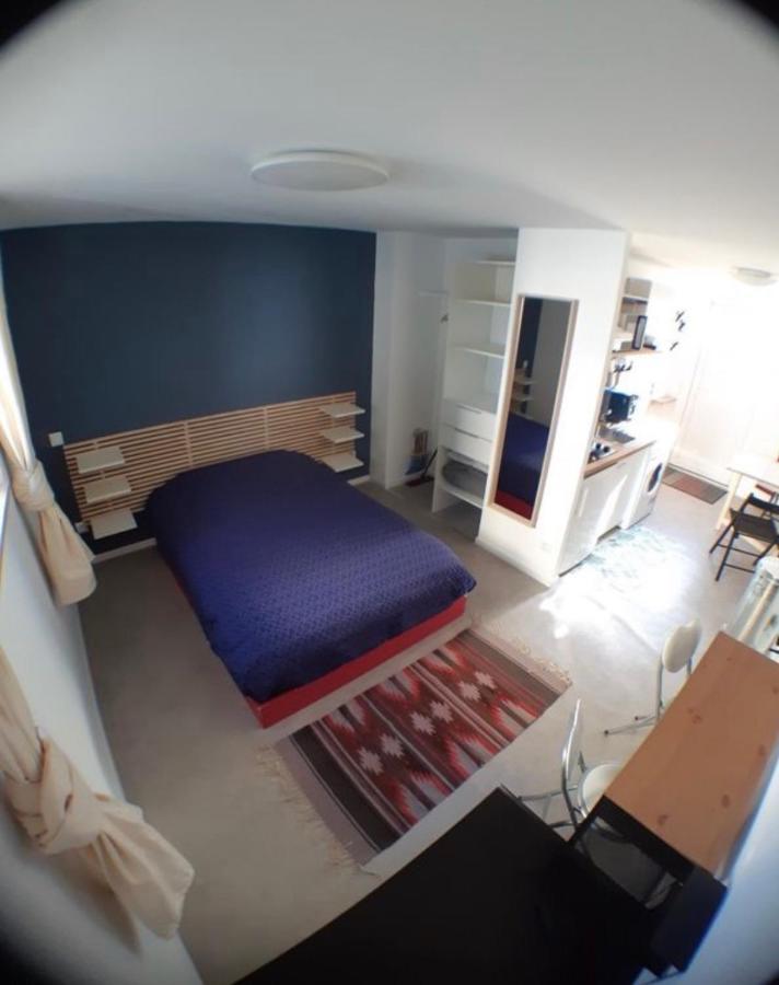 Beau Studio Equipe - Calme Et Confortable Bourg-en-Bresse Luaran gambar